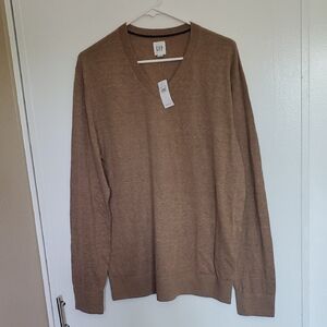 New GAP Men's V-Neck Brown Sweater